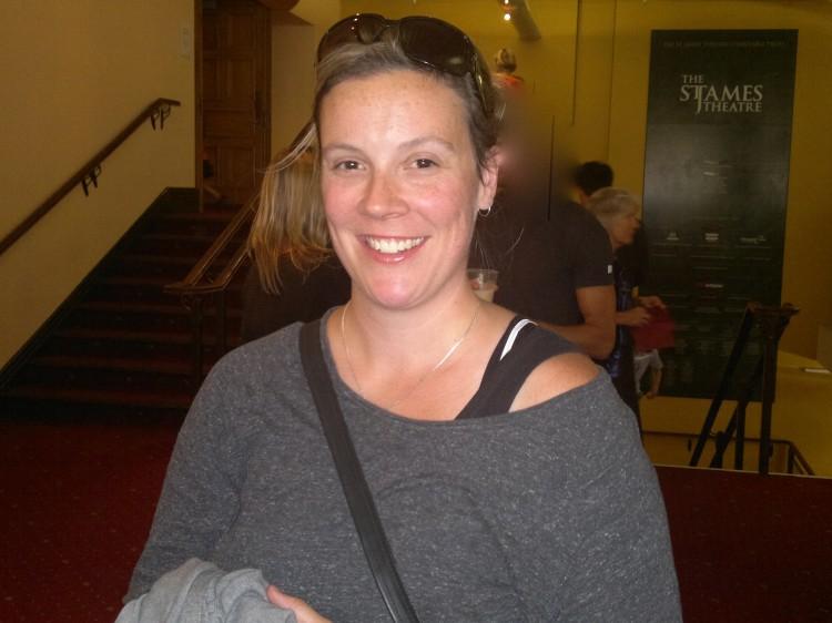 Shen Yun an ‘Extravaganza,’ Says Music Teacher