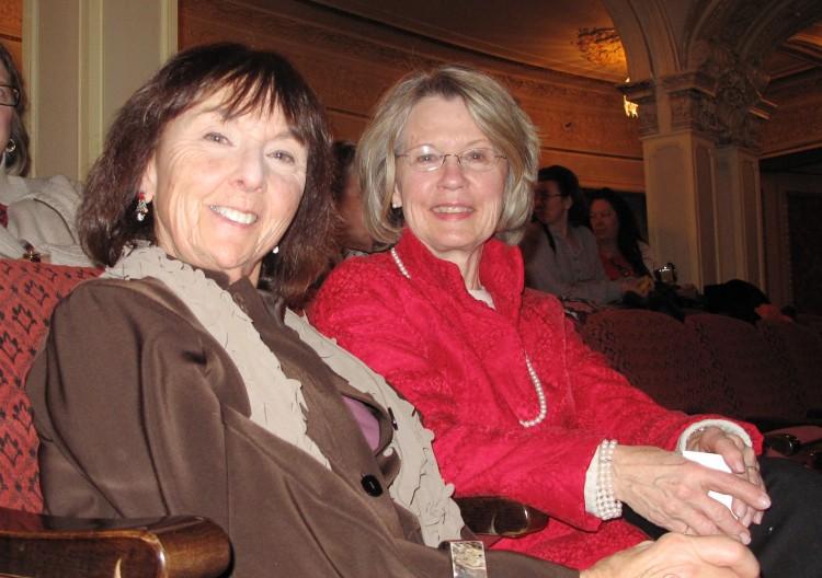 Shen Yun’s Visual Effects Are ‘Wonderful,’ Says Fine Arts Professor