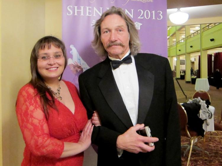 Artist Says Shen Yun Songs ‘Lyrical Tears’