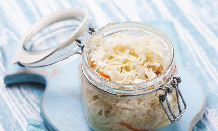 5 Reasons Your Heart Will Thank You if You Eat Sauerkraut