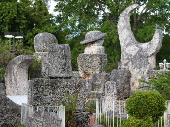 Overcoming Gravity: The Enigma of Coral Castle