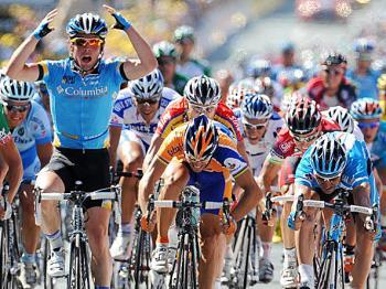 Cavendish Wins the Sprint in Tour de France Stage Five