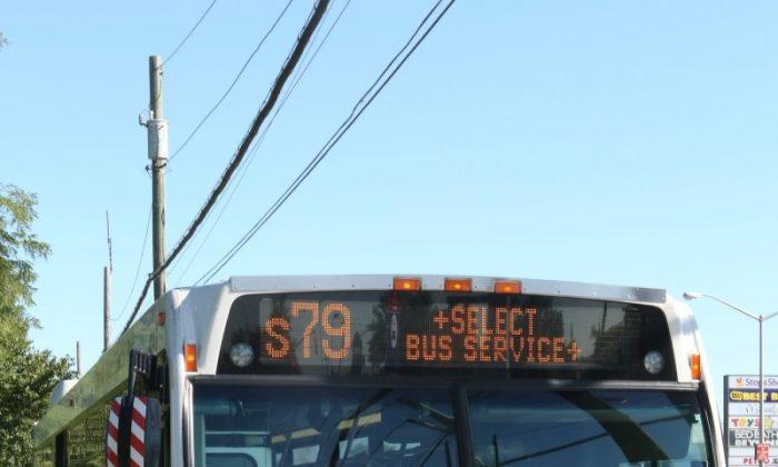 Express Bus Service Speeds Trips on Staten Island