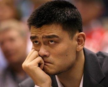 Bad Luck Overwhelms Yao Ming’s Career