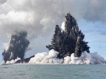 NZ Submarine Volcano Could Trigger Tsunami