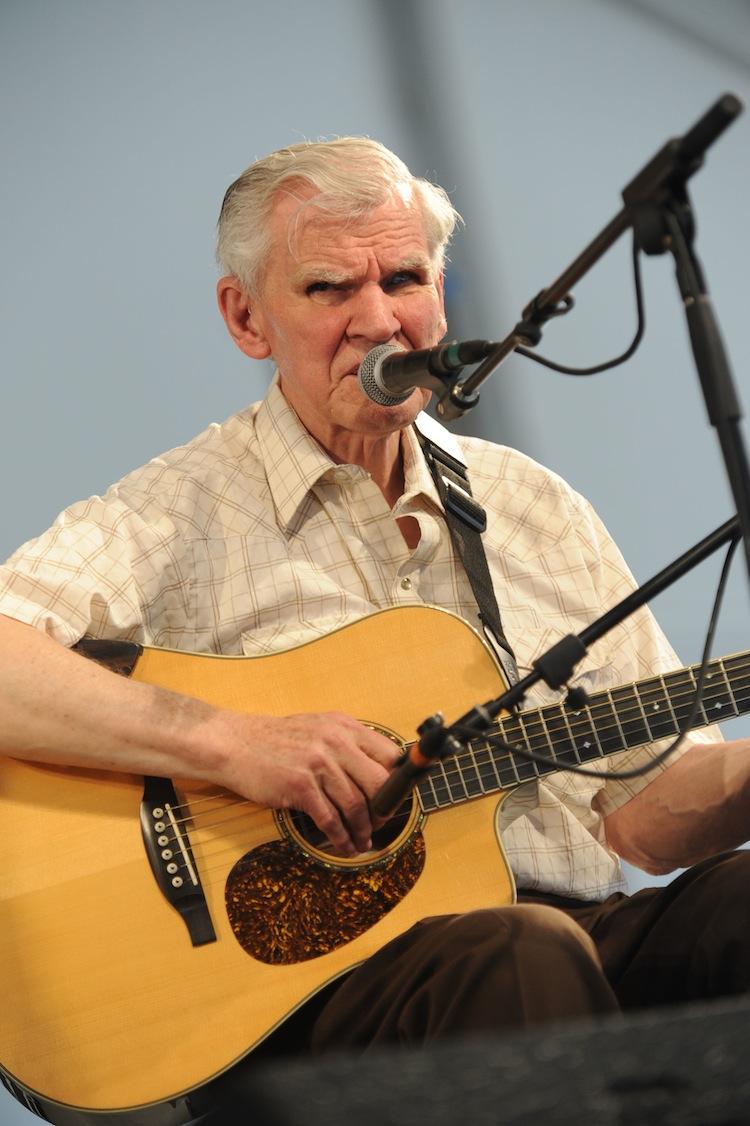 Guitar Legend Doc Watson’s Condition Deteriorates Tuesday