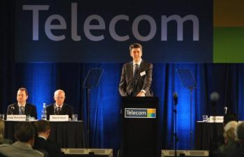 Telecom New Zealand CEO Takes Bonus Cut