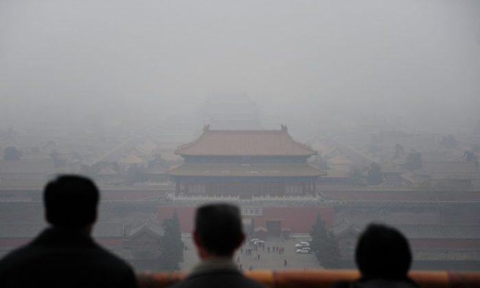 Party Leaders Filter While Beijing Fumes