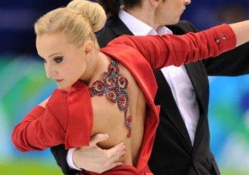 Russian World Champions Top in Ice Dancing First Round