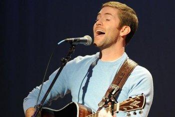 Josh Turner’s Wife Pregnant With Third Son