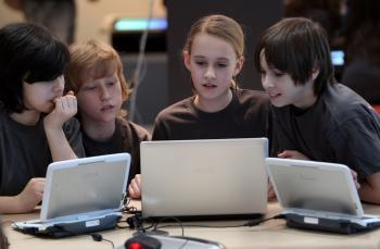 School Wi-Fi Making Kids Sick, Say Ontario Parents