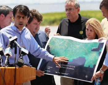 BP’s Oil Spill Latest: Small Containment Dome