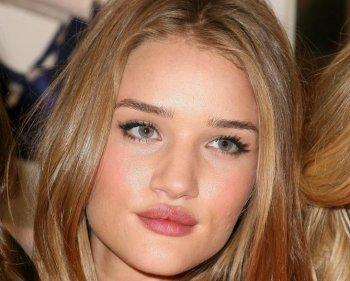 Michael Bay Announces Transformers 3 With Rosie Huntington