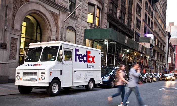 FedEx Releases Shiny Earnings but Downcast Forecast