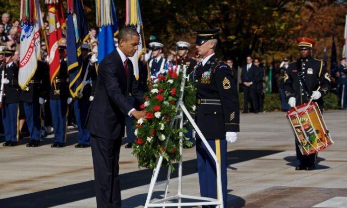 President Obama Honors Veterans at Arlington Cemetery Ceremony