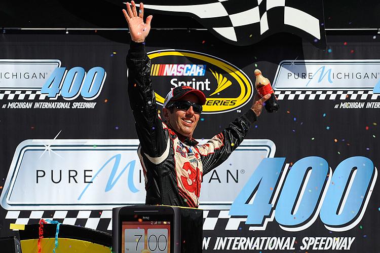 Former NASCAR Driver Dies in North Carolina Plane Crash