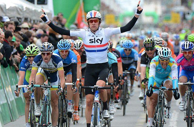 Wiggins Takes Stage, Lead at Romandie With Final Sprint
