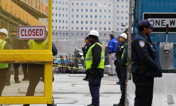 Crane Drops Beams at WTC Site, No One Injured