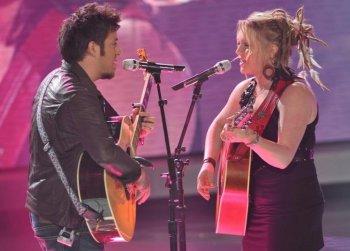 Lee DeWyze and Crystal Bowersox to Vie for American Idol Title