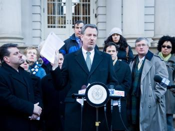 De Blasio Releases Outreach Plan for New Voting Machines