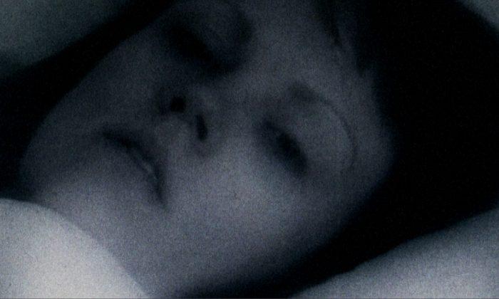 Movie Review: ‘Paranormal Activity’