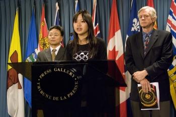 Canada Urged to Help Restore Uncensored TV Broadcast to China