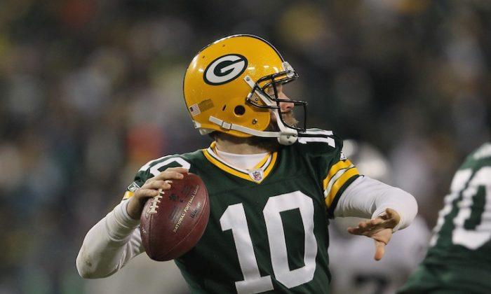 Seattle Signs Ex-Packers Quarterback Flynn for $26 Million
