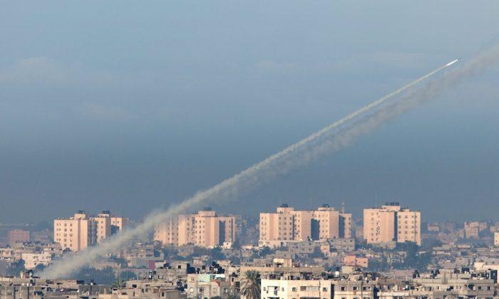 Israel and Hamas Locked in Deadly Crossfire