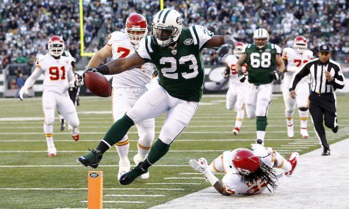 Jets Rip Punchless Chiefs 37–10