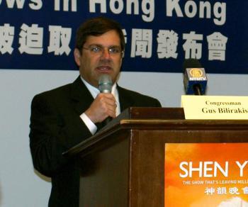 Congressmen Object to Hong Kong Action Against Shen Yun