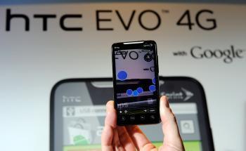 HTC’s EVO 4G by Sprint Sells Despite iPhone 4 Debut