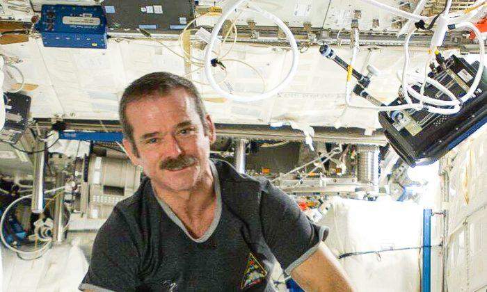 Hadfield Takes Over as ISS Commander