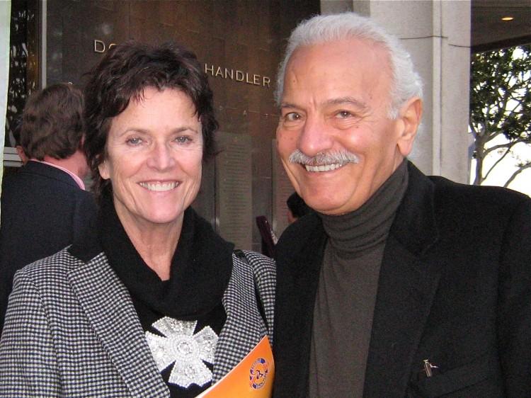 Artist Finds Compassion and Empathy in Shen Yun