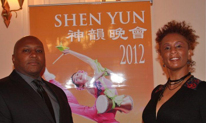 TV Host Describes Shen Yun as ‘Stupendous, Magnificent’