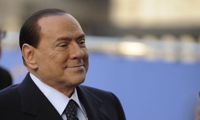 Berlusconi: Dear Voters, I'll Rebate Taxes