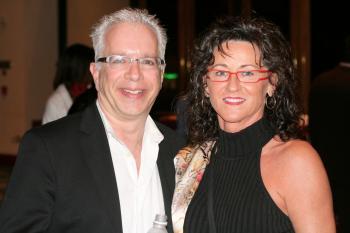 Warm Reception for ‘2009 World Tour’ in Ft. Lauderdale