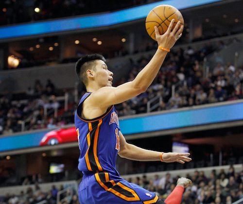 Houston GM Admits Mistake in Cutting Jeremy Lin