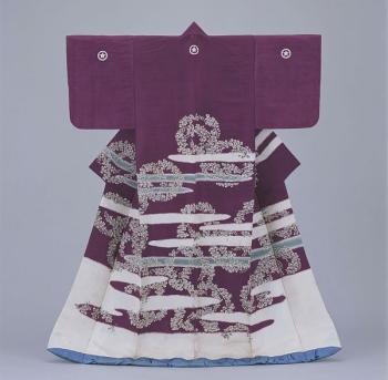 The Kimono: Dress and Objet d'Art