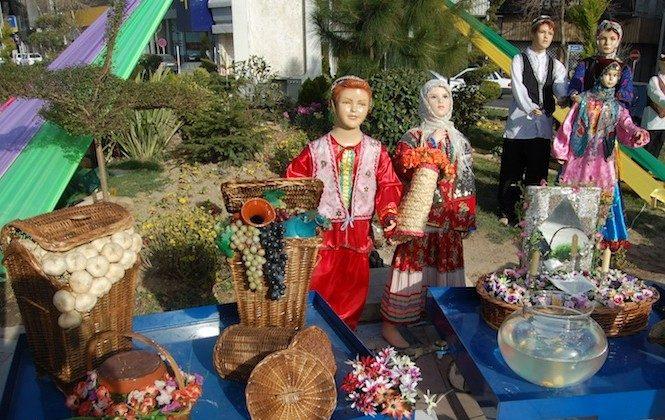 Iranians Celebrate New Years in Traditional Style