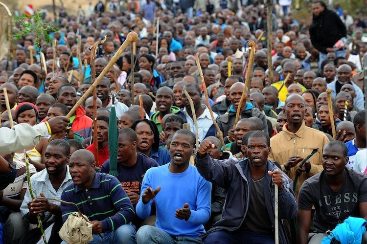 102 South Africa Miners Freed, Charges Dropped