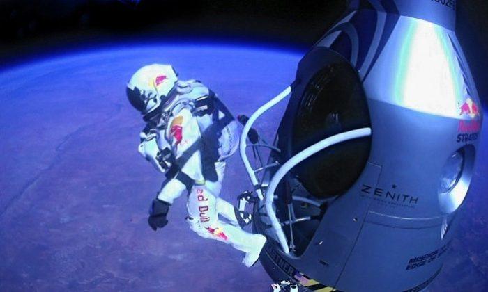 Red Bull Stratos Mission Accomplished With 24-Mile Free Fall