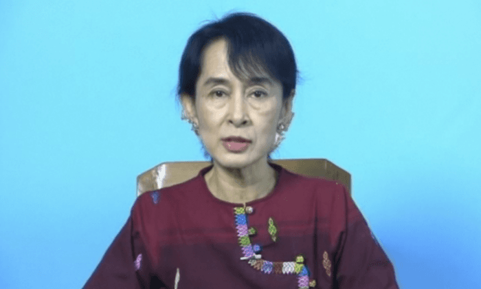 Suu Kyi to WEF: ‘Great Transformation’ in Sight for Burma
