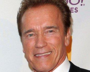 Schwarzenegger to Go on Canadian Speaking Tour