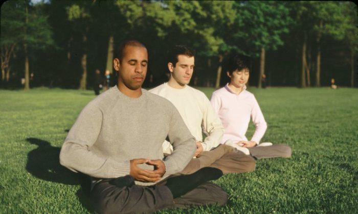 Meditation Helps At-Risk Teens Stay Healthy