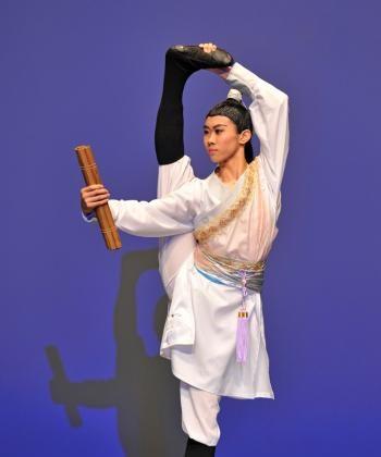 Chinese Dance Competition Revives Ancient Art Form