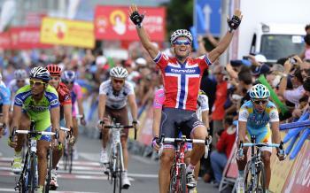 Hushovd Wins Sprint in Stage Six of Vuelta a Espana