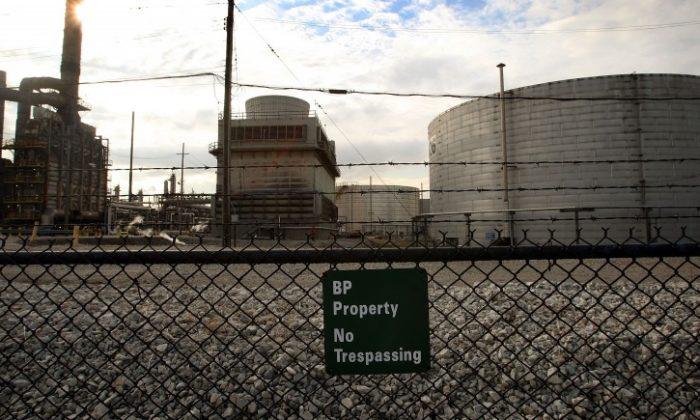 BP to Pay $400 Million for Pollution Controls at Midwest Oil Refinery