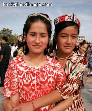 New Chinese Regime Campaign Suppresses Uyghur Identity and Belief