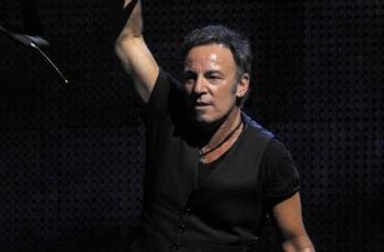 Bruce Springsteen Turns 60, But He’s ‘Born to Run’