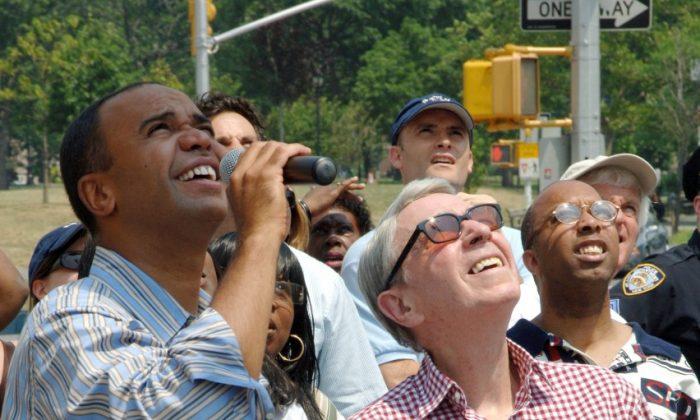 Carrion Jr. Enters NYC Mayor’s Race, Guarantees Spot on Ballot
